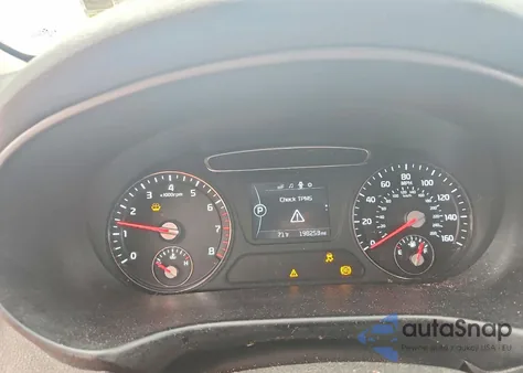 2016 Kia Sorento Lx z USA, uszkodzony, nr VIN 5XYPG4A33GG125640